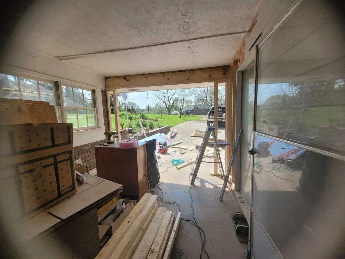 Air movers and dehumidifier for Drying & Dehumidification in Wilmore